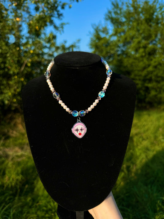 Ghoul beaded pink necklace (var.1)