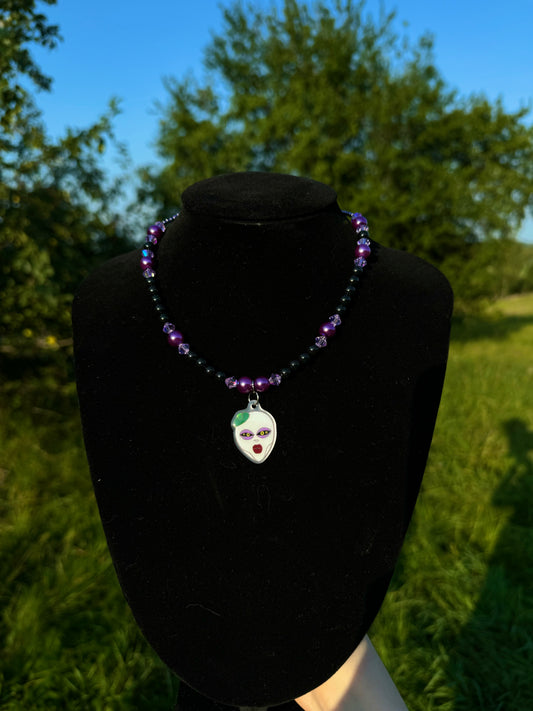 Ghoul beaded purple necklace (var.1)